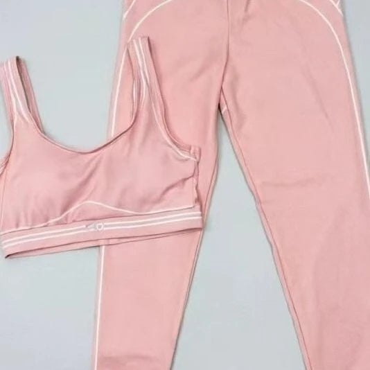 Women Slim Fit Yoga Outfit With Stretch Polyester Graphic Design