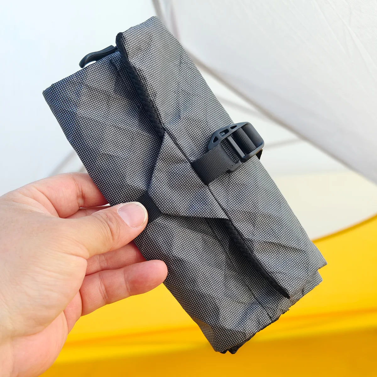 Dyneema Ultralight Hanging Toiletry Bag Three Compartment Waterproof Organizer