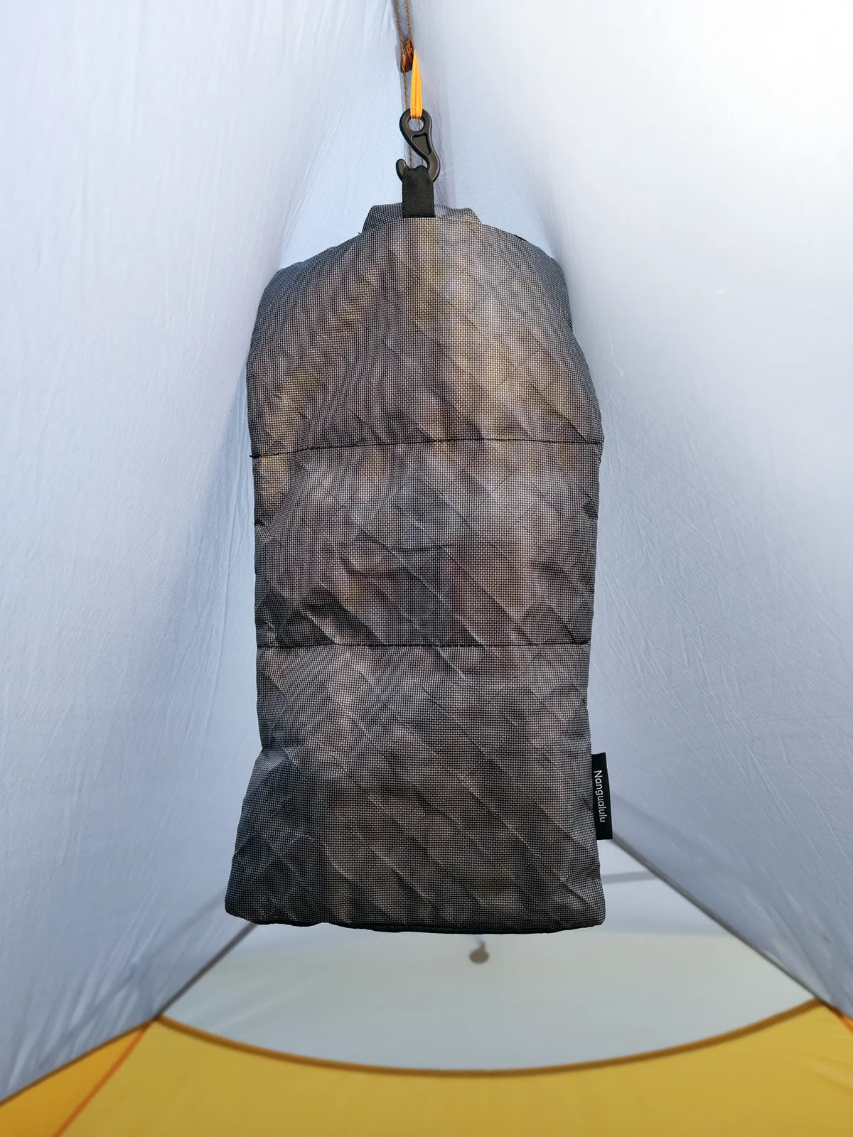 Dyneema Ultralight Hanging Toiletry Bag Three Compartment Waterproof Organizer
