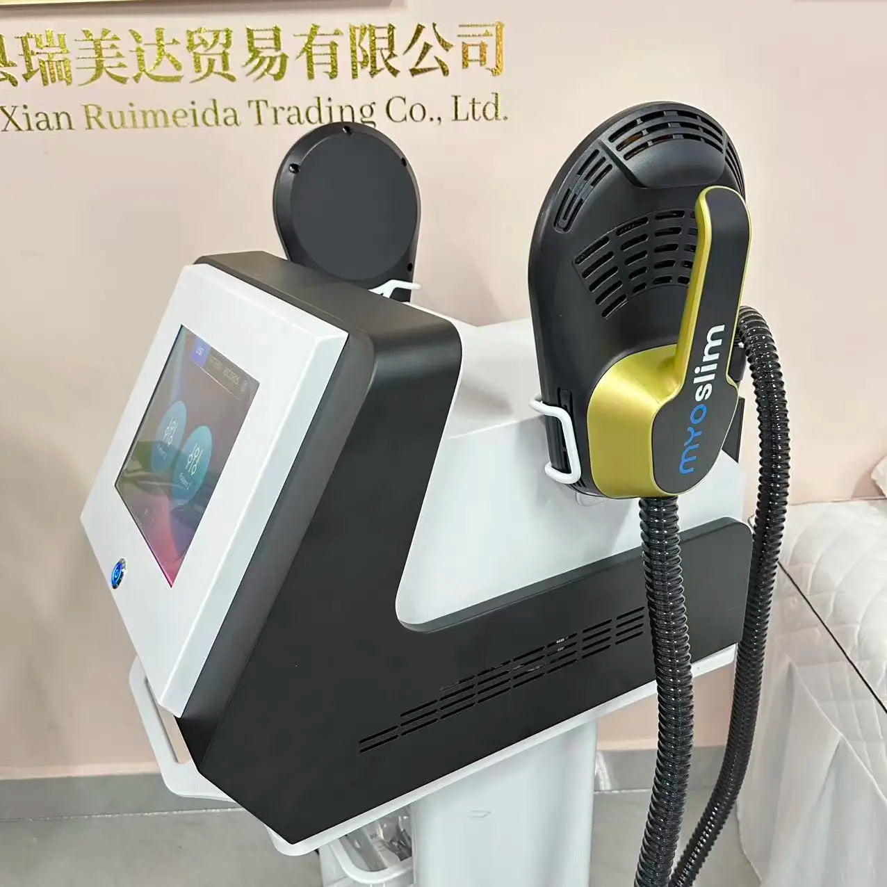 Myoslim EMS RF Machine Neo 15Tesla 6500W Sculpt Fat Reduction