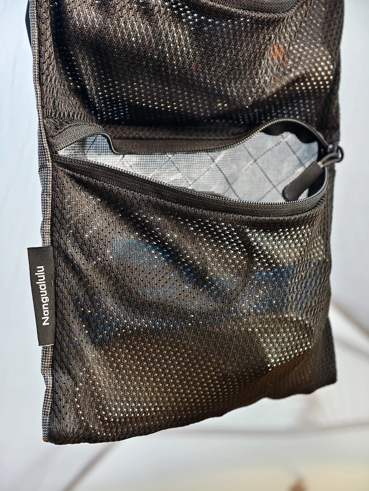 Dyneema Ultralight Hanging Toiletry Bag Three Compartment Waterproof Organizer