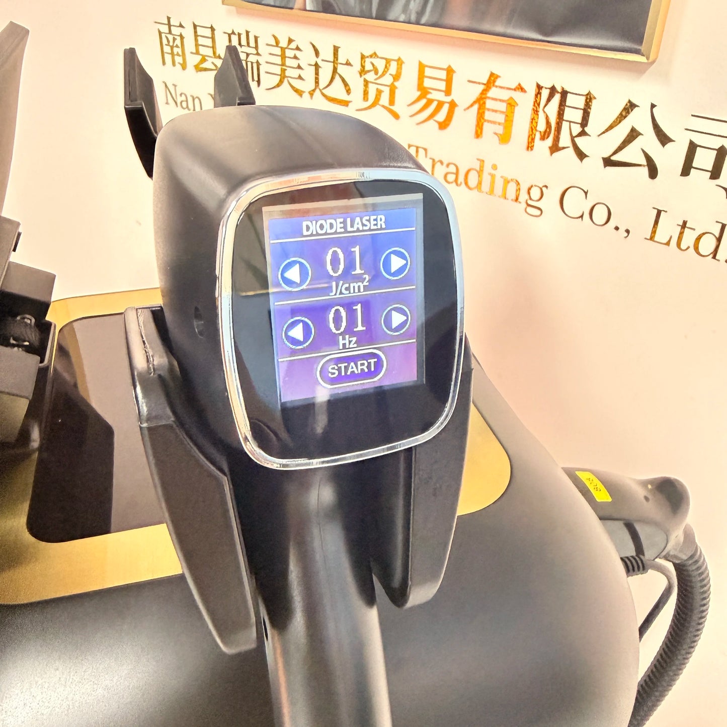 MYOSLIM Diode Laser Hair Removal Device Soprano 4 Wave 755 940 1064 808nm CE