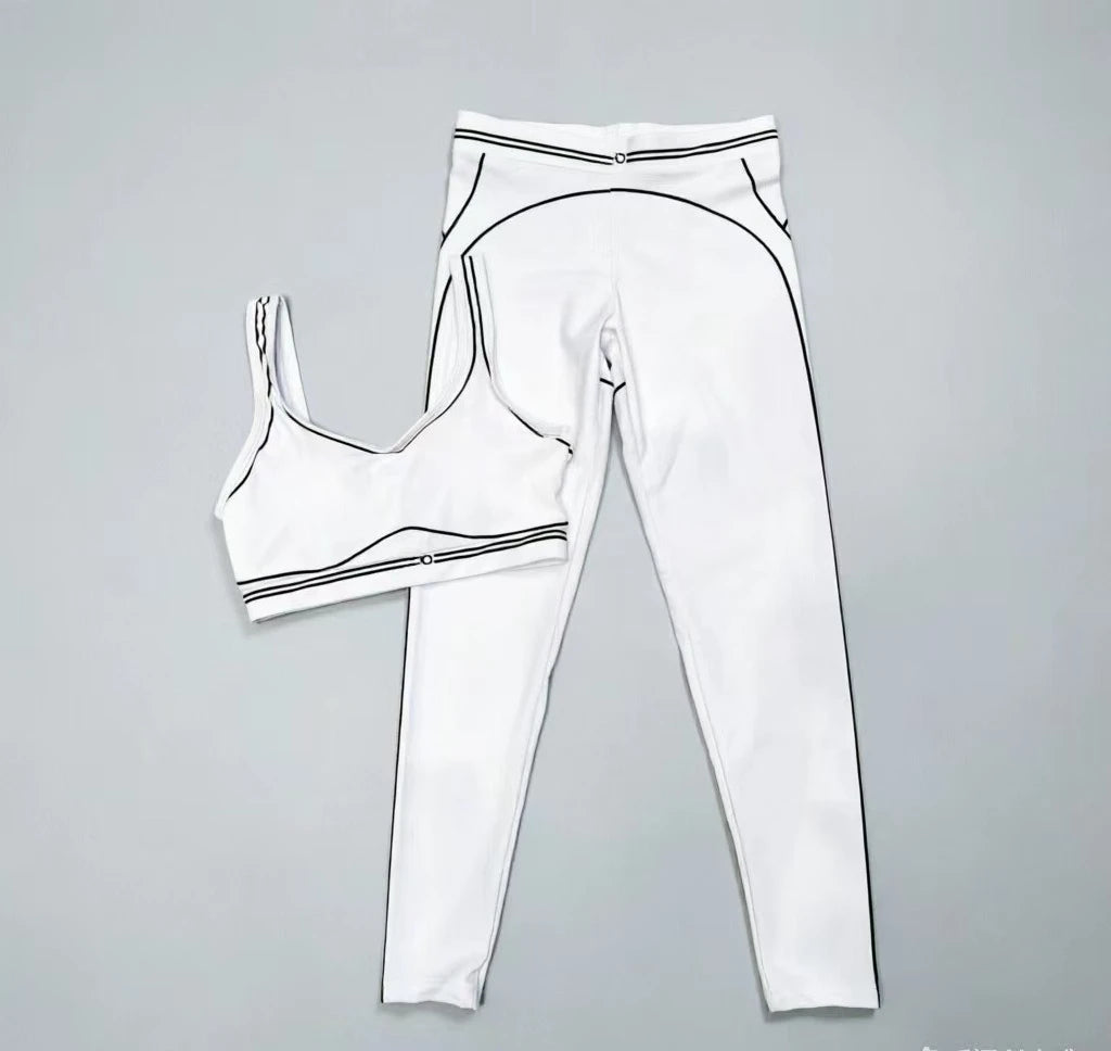 Women Slim Fit Yoga Outfit With Stretch Polyester Graphic Design
